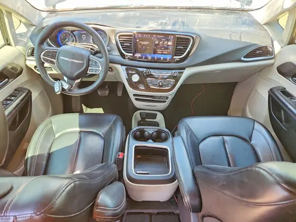 2C4RC1BG4PR516408 2023 CHRYSLER PACIFICA - Image 8
