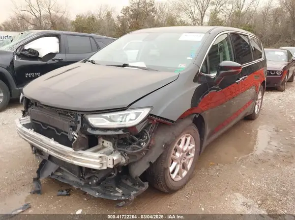 2C4RC1BG4PR532382 2023 CHRYSLER PACIFICA - Image 2