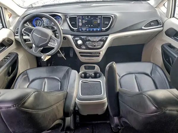 2C4RC1BG4PR571733 2023 CHRYSLER PACIFICA - Image 8