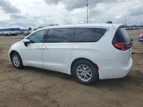 2C4RC1BG4PR575183 2023 CHRYSLER PACIFICA - Image 2
