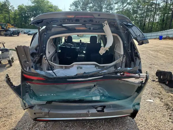 2023 CHRYSLER PACIFICA COPART lot 60368826 auction photo 6