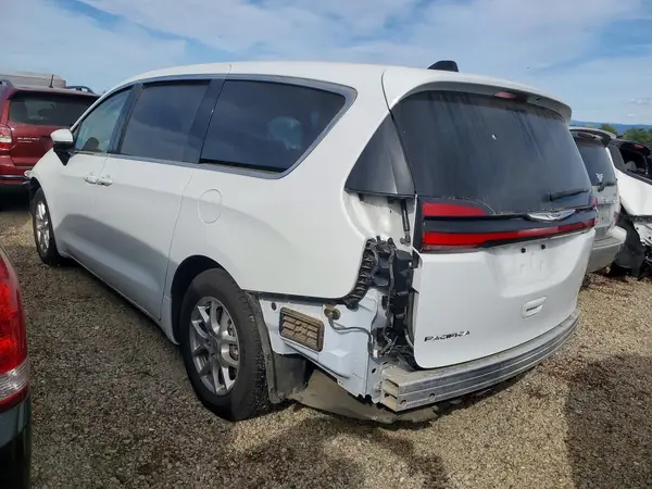 2C4RC1BG4PR607534 2023 CHRYSLER PACIFICA - Image 2