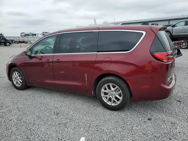 2C4RC1BG4PR613656 2023 CHRYSLER PACIFICA - Image 2