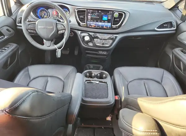 2C4RC1BG4RR111264 2024 CHRYSLER PACIFICA - Image 8