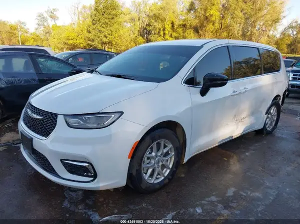 2C4RC1BG4RR114519 2024 CHRYSLER PACIFICA - Image 2