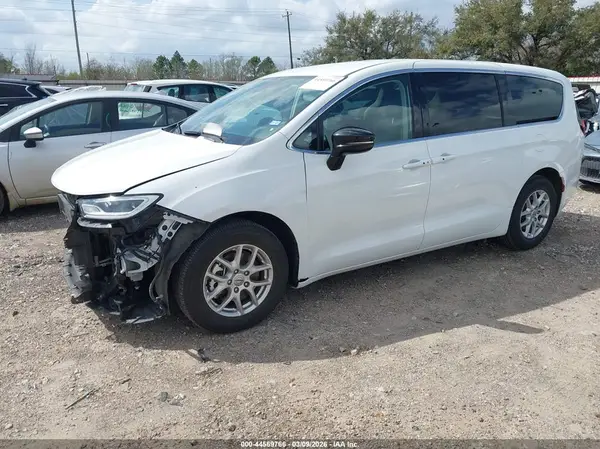 2C4RC1BG4RR120286 2024 CHRYSLER PACIFICA - Image 2