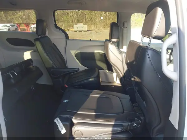 2C4RC1BG4RR120451 2024 CHRYSLER PACIFICA - Image 8