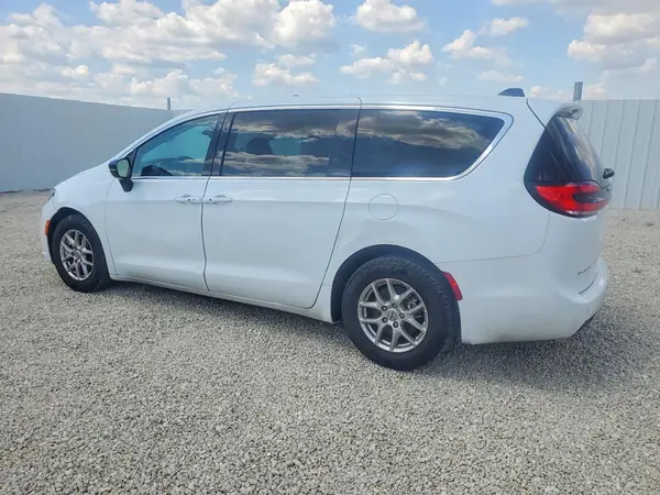 2C4RC1BG4RR123074 2024 CHRYSLER PACIFICA - Image 2