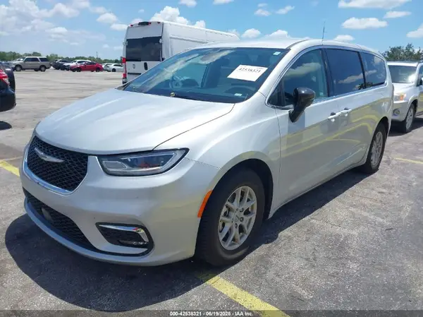 2C4RC1BG4RR125729 2024 CHRYSLER PACIFICA - Image 2