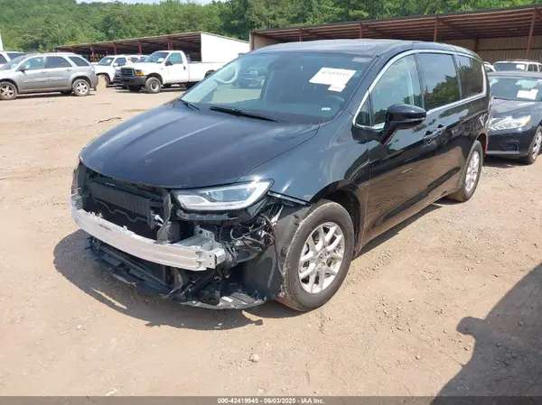 2C4RC1BG4RR136438 2024 CHRYSLER PACIFICA - Image 2