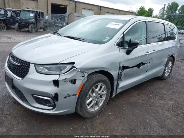 2C4RC1BG4RR146483 2024 CHRYSLER PACIFICA - Image 2