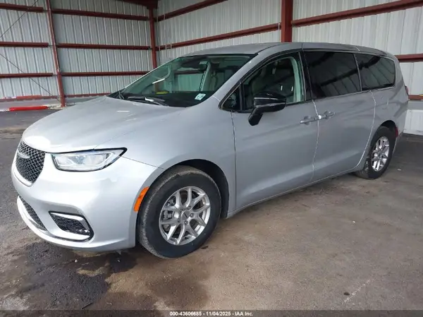 2C4RC1BG4RR148105 2024 CHRYSLER PACIFICA - Image 2