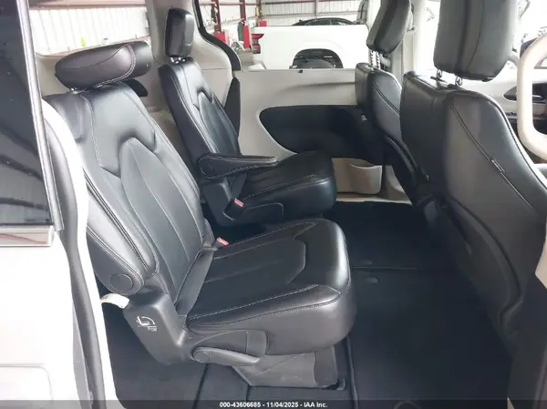 2C4RC1BG4RR148105 2024 CHRYSLER PACIFICA - Image 8