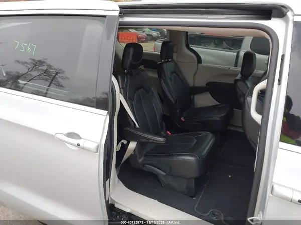 2C4RC1BG4RR149223 2024 CHRYSLER PACIFICA - Image 8
