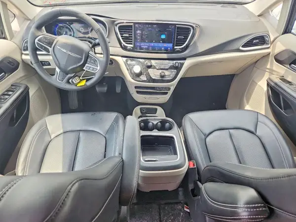 2C4RC1BG4RR172176 2024 CHRYSLER PACIFICA - Image 8