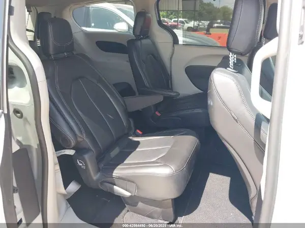 2C4RC1BG4RR172405 2024 CHRYSLER PACIFICA - Image 8