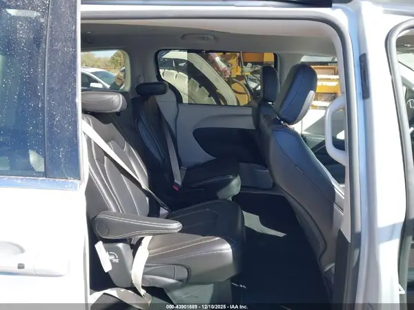 2C4RC1BG4RR172517 2024 CHRYSLER PACIFICA - Image 8