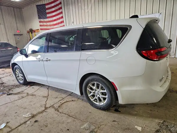 2C4RC1BG4RR175983 2024 CHRYSLER PACIFICA - Image 2