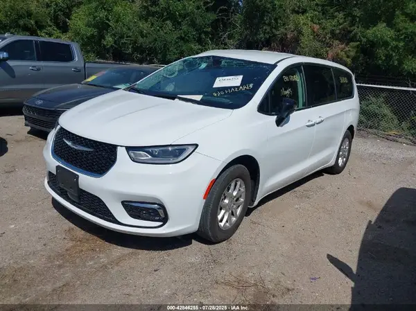 2C4RC1BG4RR182304 2024 CHRYSLER PACIFICA - Image 2