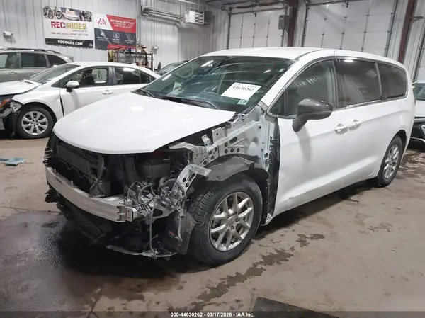 2C4RC1BG4RR182917 2024 CHRYSLER PACIFICA - Image 2