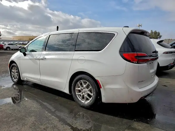 2C4RC1BG4SR503487 2025 CHRYSLER PACIFICA - Image 2
