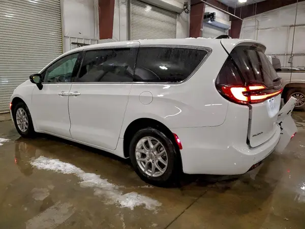 2C4RC1BG4SR508947 2025 CHRYSLER PACIFICA - Image 2