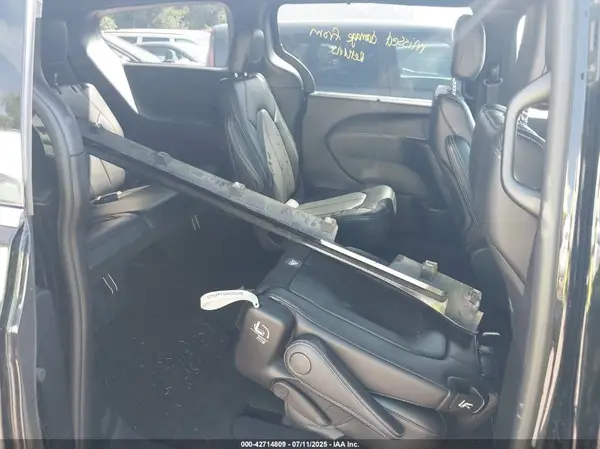 2C4RC1BG4SR521097 2025 CHRYSLER PACIFICA - Image 8