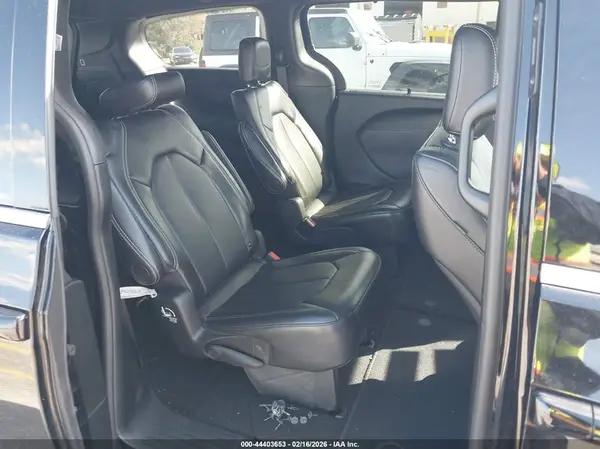 2C4RC1BG4SR530348 2025 CHRYSLER PACIFICA - Image 8