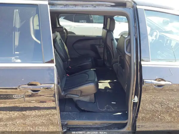 2C4RC1BG4SR541852 2025 CHRYSLER PACIFICA - Image 8