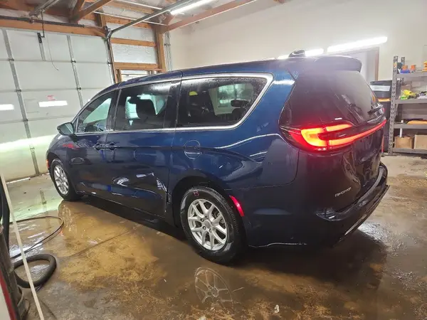 2C4RC1BG4SR545187 2025 CHRYSLER PACIFICA - Image 2