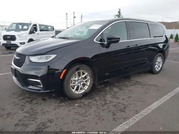 2C4RC1BG4SR545366 2025 CHRYSLER PACIFICA - Image 2