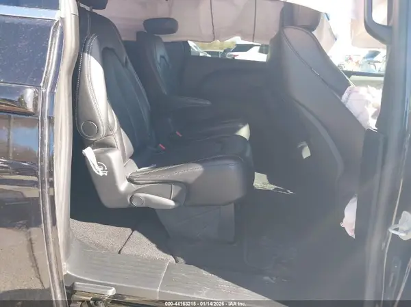 2C4RC1BG4SR551426 2025 CHRYSLER PACIFICA - Image 8