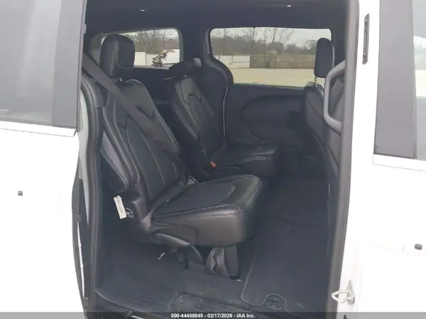 2C4RC1BG4SR556660 2025 CHRYSLER PACIFICA - Image 8