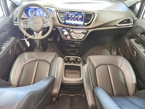 2C4RC1BG4SR560966 2025 CHRYSLER PACIFICA - Image 8