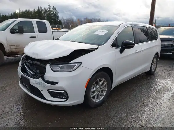2C4RC1BG4SR578951 2025 CHRYSLER PACIFICA - Image 2
