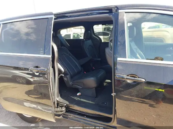 2C4RC1BG4SR578996 2025 CHRYSLER PACIFICA - Image 8