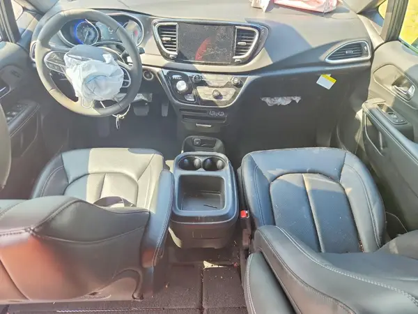 2C4RC1BG4SR598987 2025 CHRYSLER PACIFICA - Image 8
