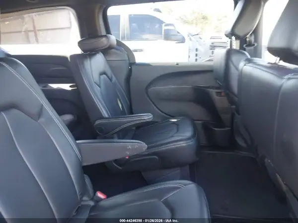 2C4RC1BG4SR599962 2025 CHRYSLER PACIFICA - Image 8