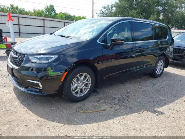 2C4RC1BG4SR614721 2025 CHRYSLER PACIFICA - Image 2