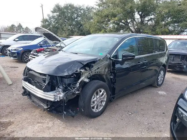 2C4RC1BG4TR188837 2026 CHRYSLER PACIFICA - Image 2