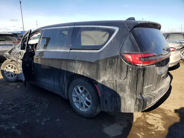 2C4RC1BG4TR215499 2026 CHRYSLER PACIFICA - Image 2
