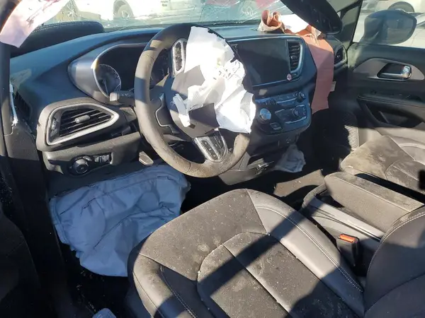 2C4RC1BG4TR215499 2026 CHRYSLER PACIFICA - Image 8