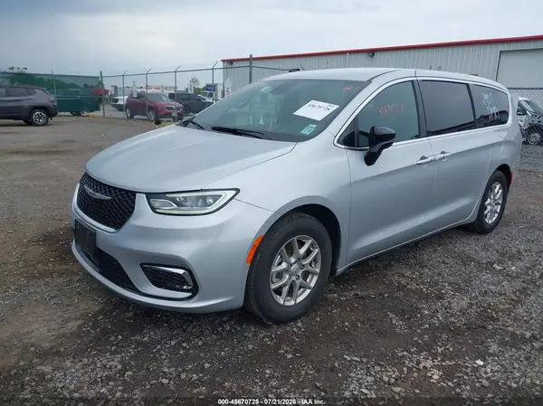 2C4RC1BG4TR240144 2026 CHRYSLER PACIFICA - Image 2