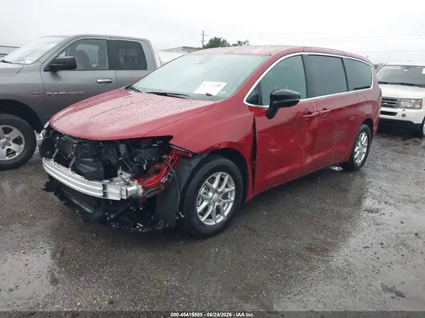 2C4RC1BG4VR553035 2027 CHRYSLER PACIFICA - Image 2