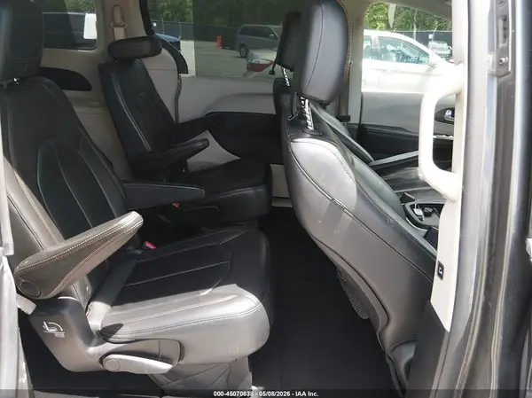 2C4RC1BG5HR506911 2017 CHRYSLER PACIFICA - Image 8