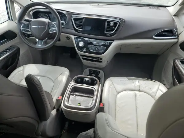 2C4RC1BG5HR508447 2017 CHRYSLER PACIFICA - Image 8