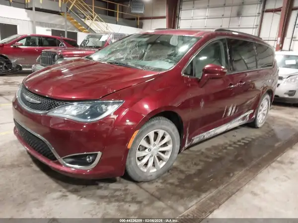 2C4RC1BG5HR512711 2017 CHRYSLER PACIFICA - Image 2