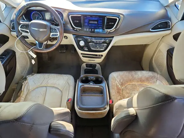 2C4RC1BG5HR514605 2017 CHRYSLER PACIFICA - Image 8