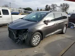 2C4RC1BG5HR516838 2017 CHRYSLER PACIFICA