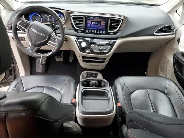2C4RC1BG5HR517424 2017 CHRYSLER PACIFICA - Image 8